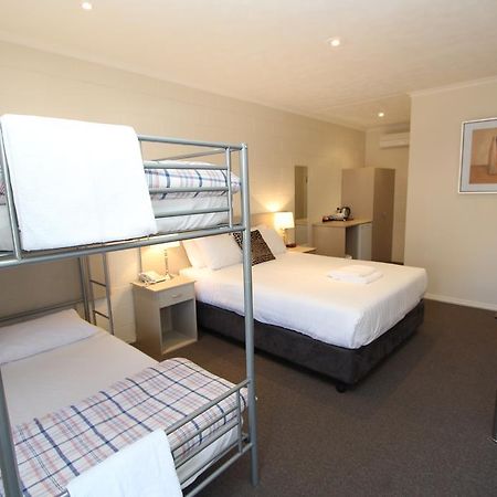 Mildura Riverview Motel Gol Gol ภายนอก รูปภาพ