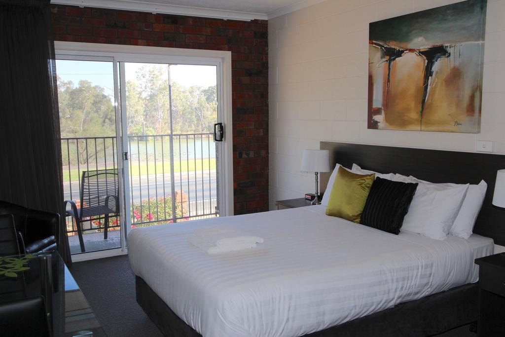 Mildura Riverview Motel Gol Gol ภายนอก รูปภาพ